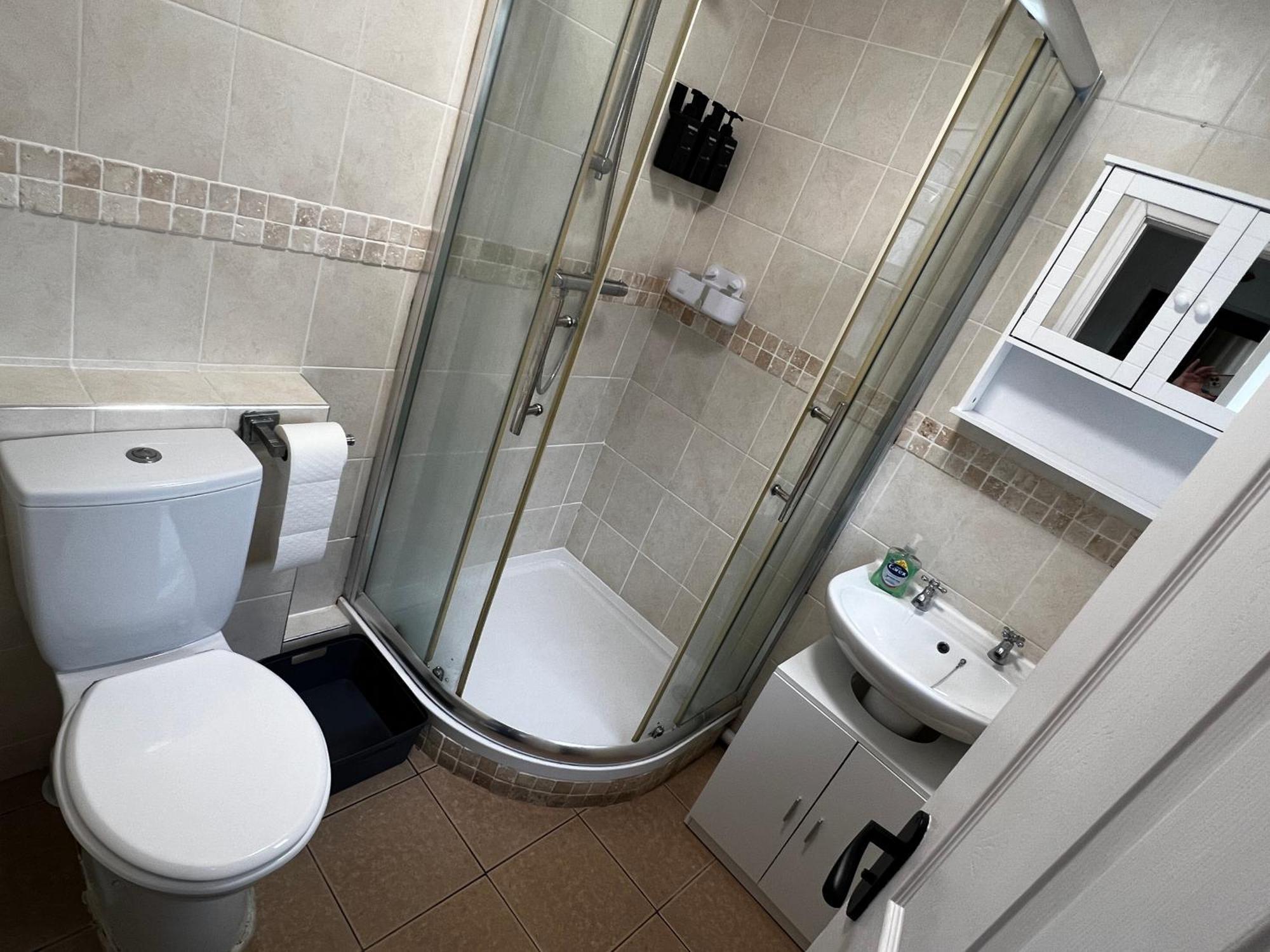 Robin'S Hollow: 2Bd Home Near Wrexham Afc Dış mekan fotoğraf